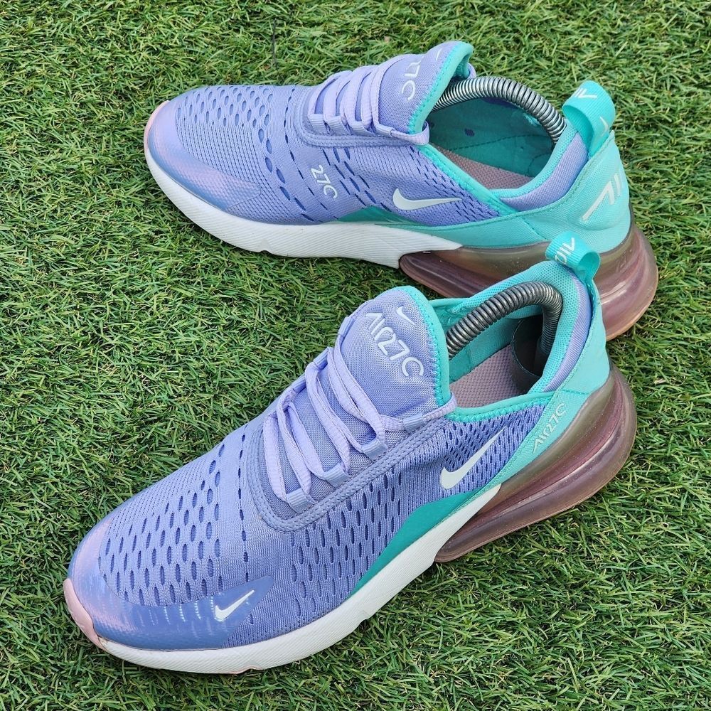NIKE AIR MAX 270 - Women's Sneakers - SIZE 7.5
